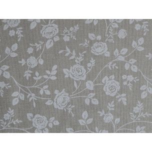 Biele ruže na režnej