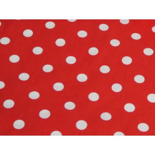 Biela guľka na červenej